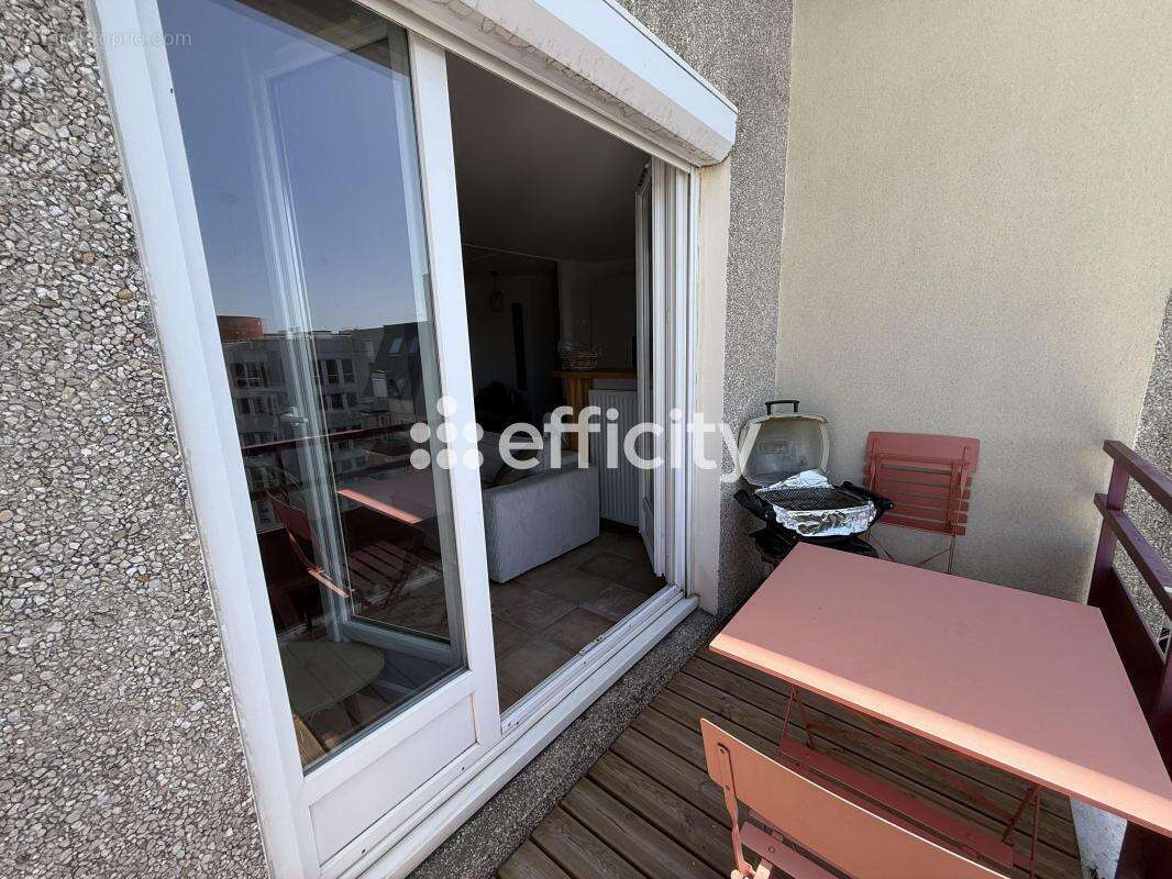 Appartement à MONTIGNY-LE-BRETONNEUX