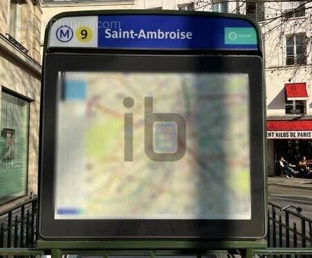 Commerce à PARIS-11E