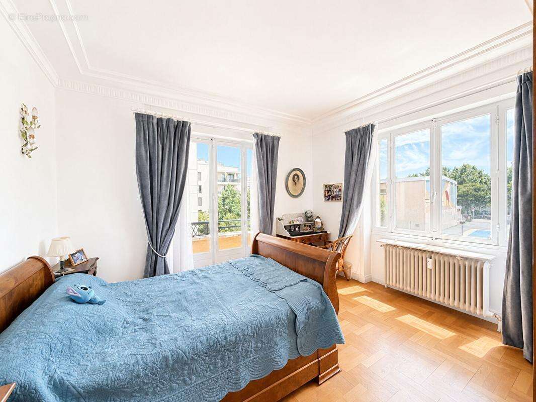 Appartement à LYON-8E