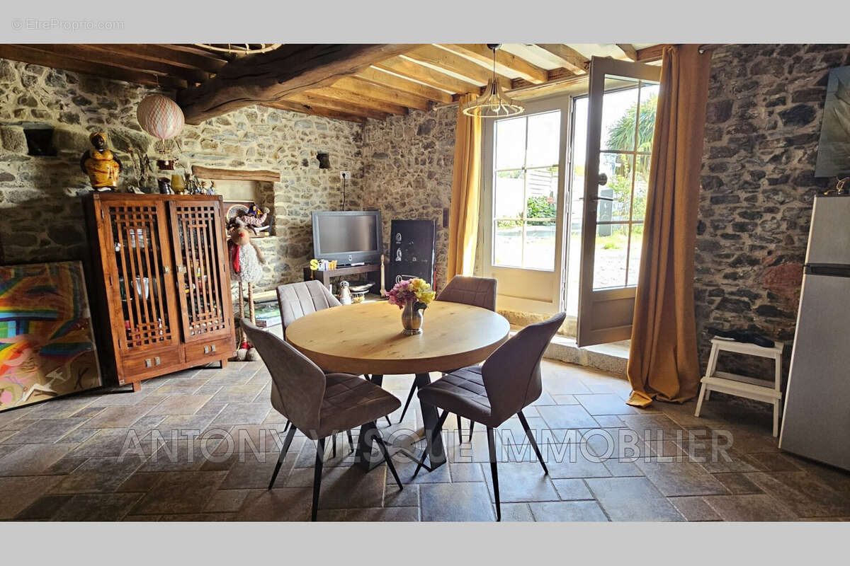 Maison 249 m² à Blainville-Sur-Mer  - photo 6