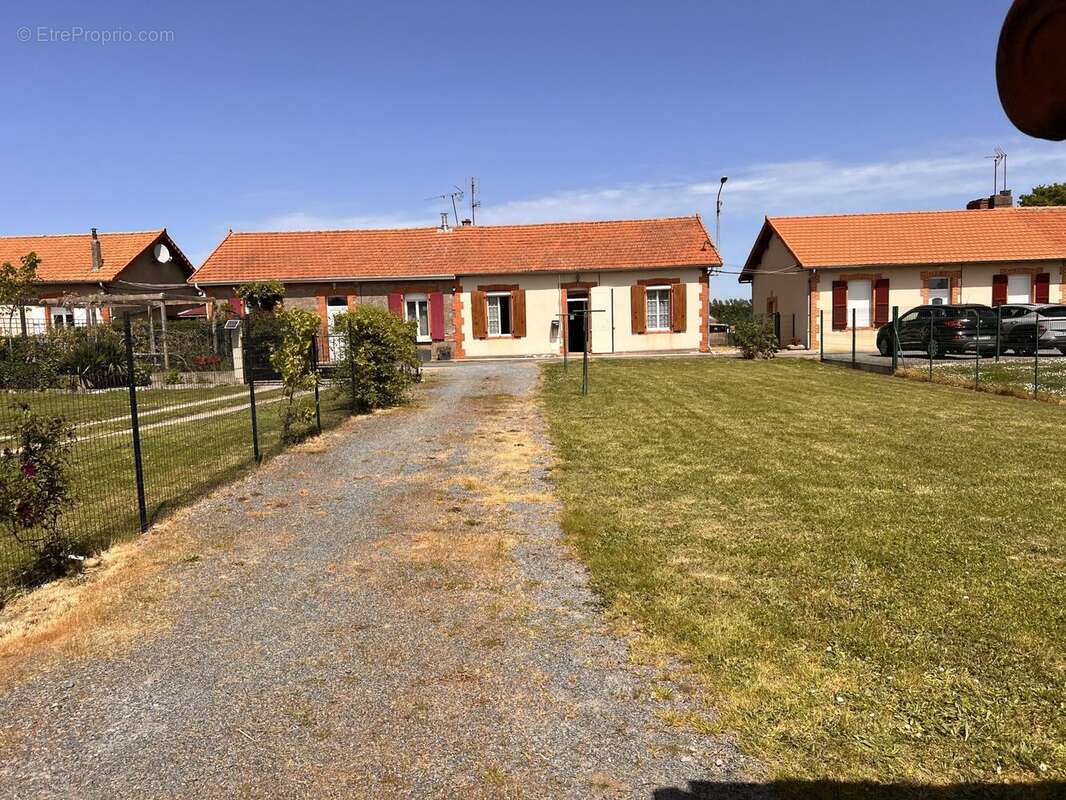 Maison à ROUMAZIERES-LOUBERT