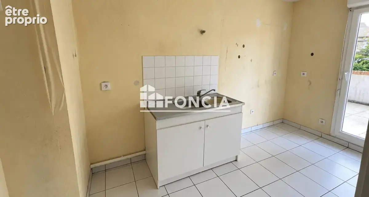 Exclusivite t2 de 50 m2 avec terrasse et parking - photo 5