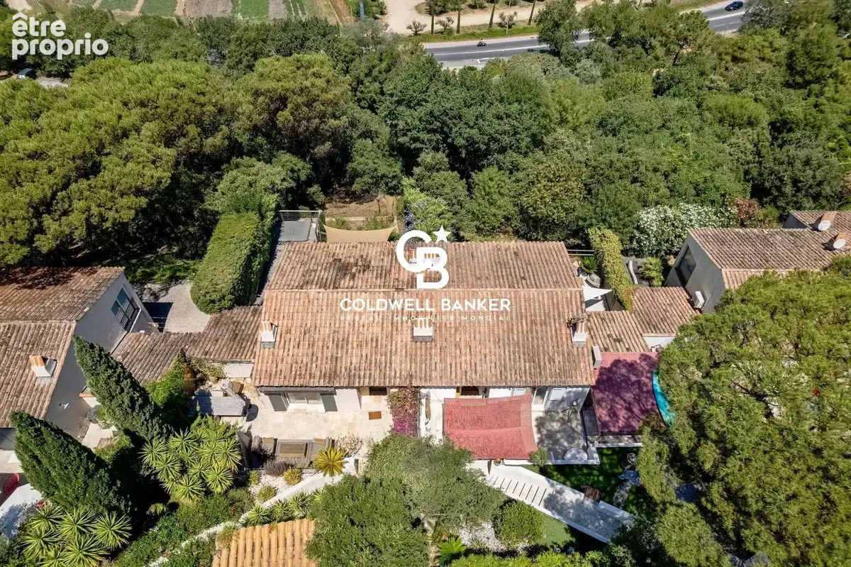 Maison de charme en domaine privé – piscine, tennis et nature - photo 6