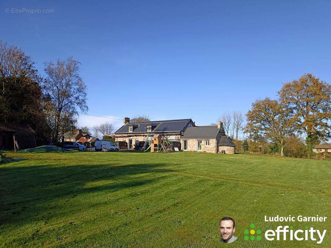 Maison à LE TEILLEUL