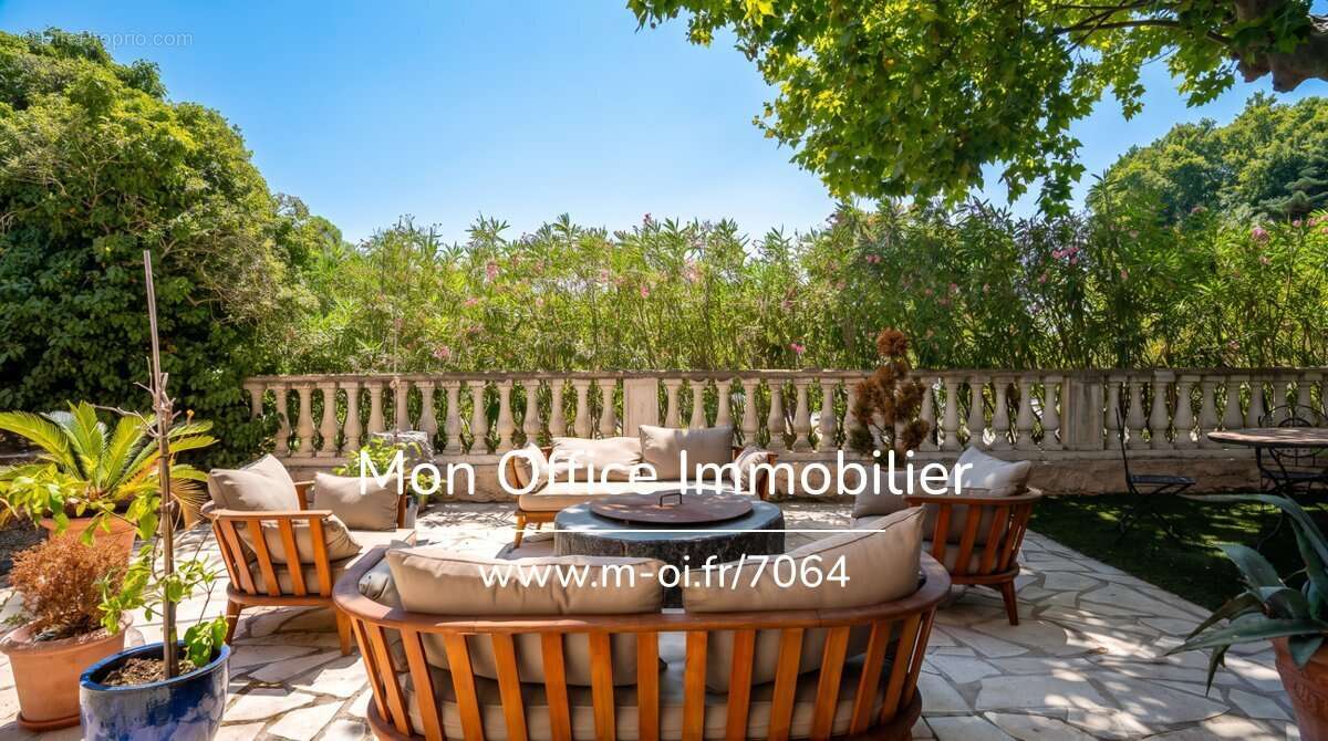 Référence : 7064-les - maison de charme avec garage et piscine proche port grimaud - photo 3