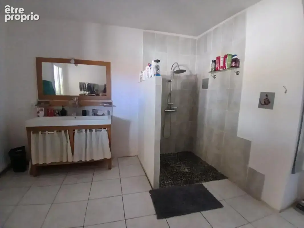 Maison 4 chambres proche commodités   Roumazières-Loubert - photo 8