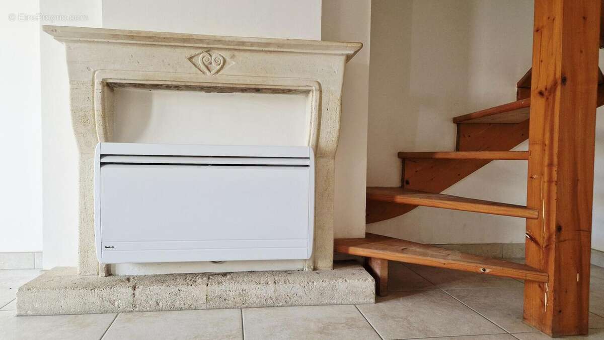 Maison 42 m² à Verines  - photo 4