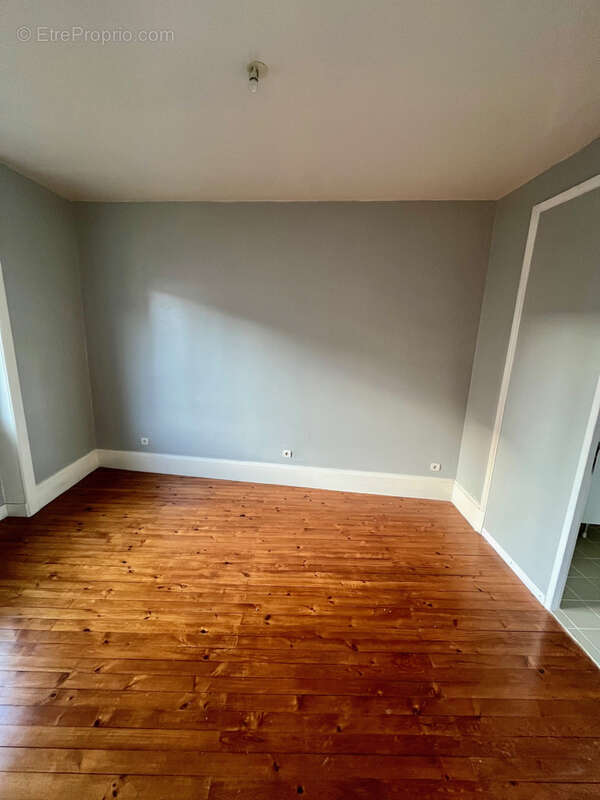 Appartement à TASSIN-LA-DEMI-LUNE