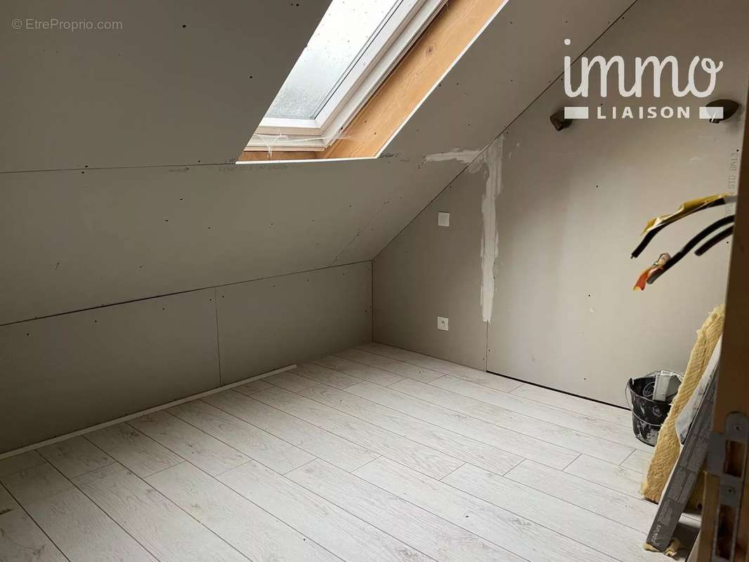 Maison à JOUE-SUR-ERDRE