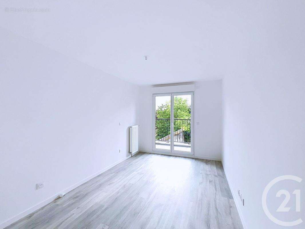 Appartement à THIAIS