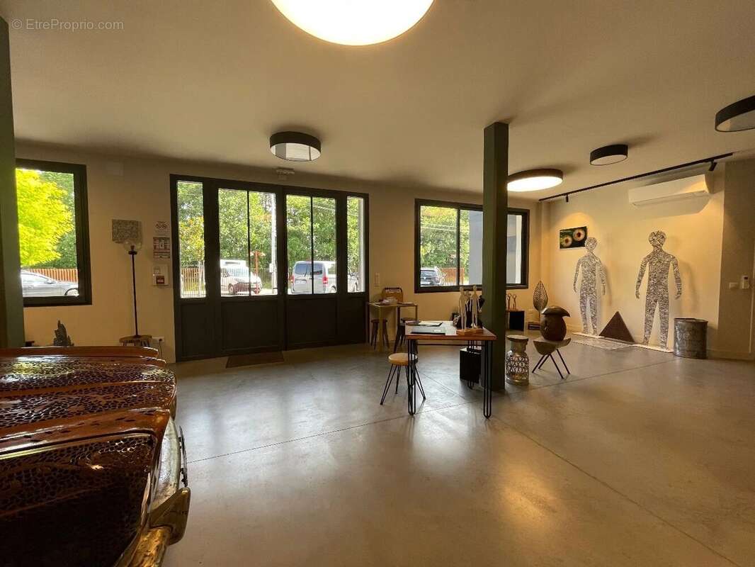 Commerce à SEIGNOSSE