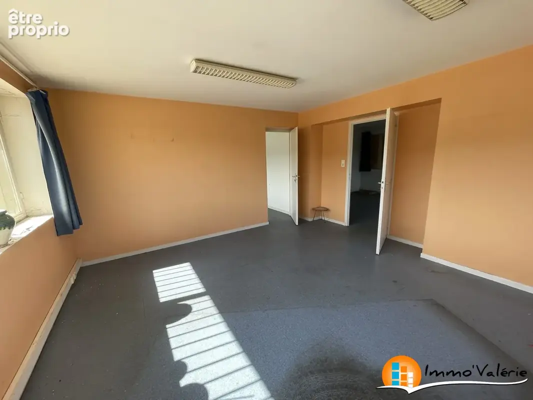 Appartement 352 m² à vendre à Charmes (88130) - photo 9