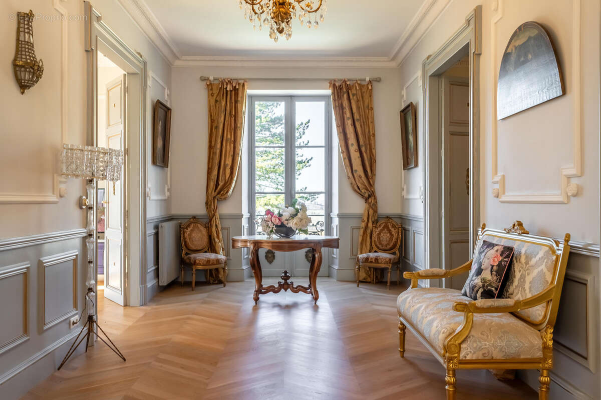 Maison à MONFLANQUIN