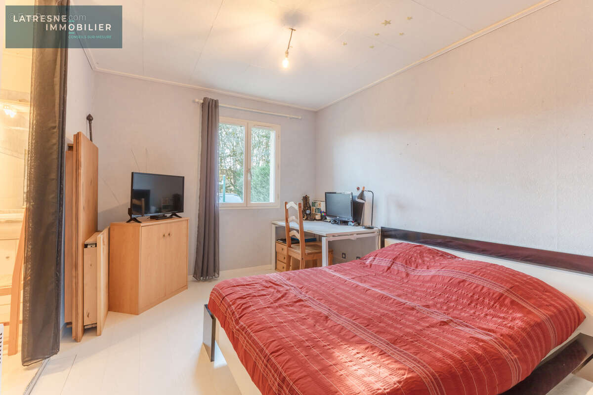 Maison à CAMBLANES-ET-MEYNAC