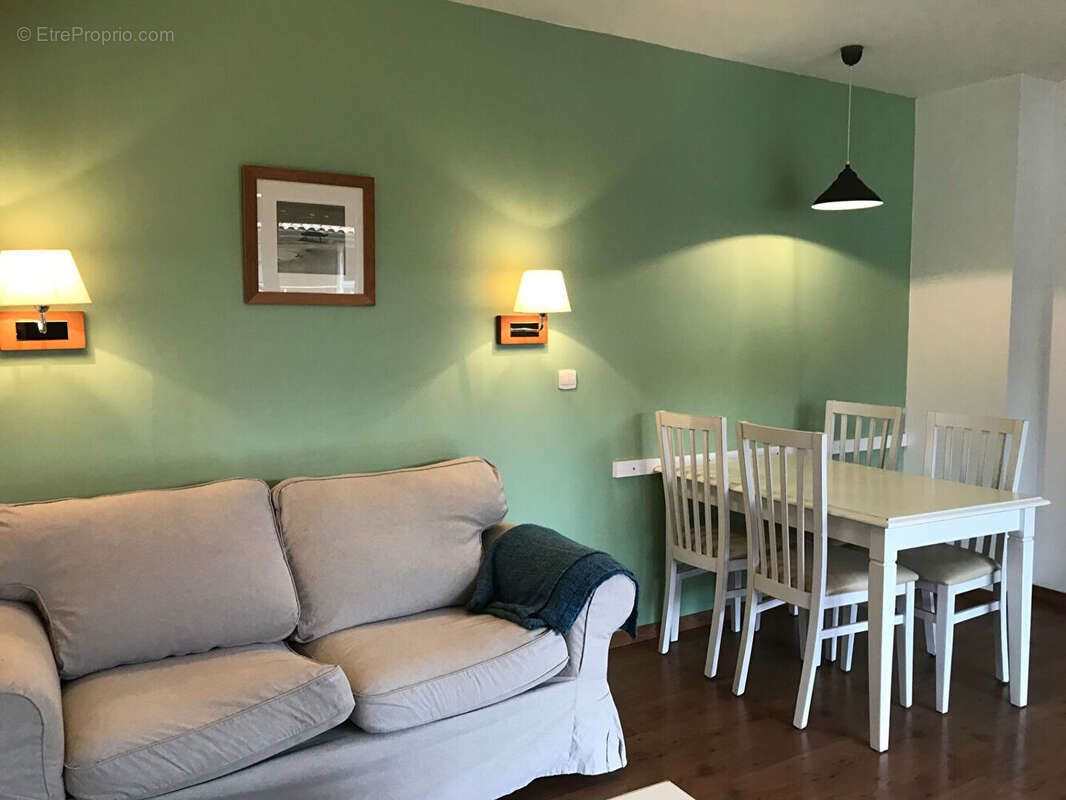 Appartement à PARENTIS-EN-BORN