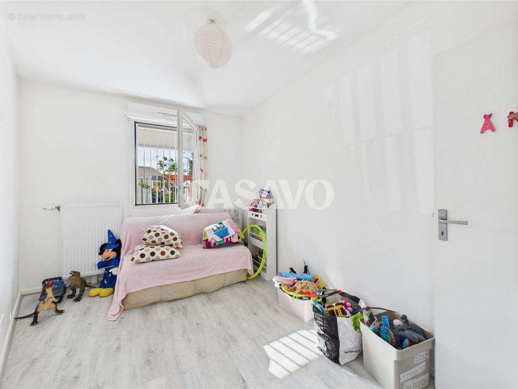 Appartement à AUBERVILLIERS