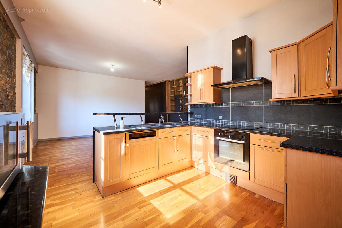 Appartement à QUINTAL