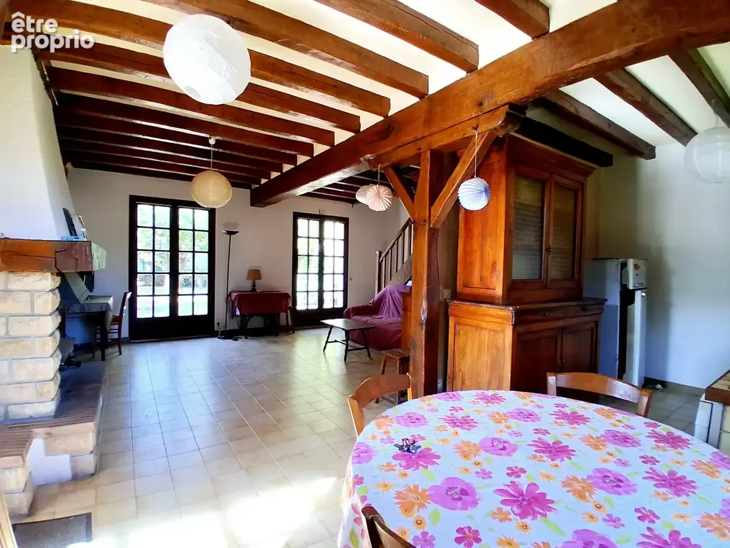 Pavillon avec garage, jardin clos et arboré - photo 6