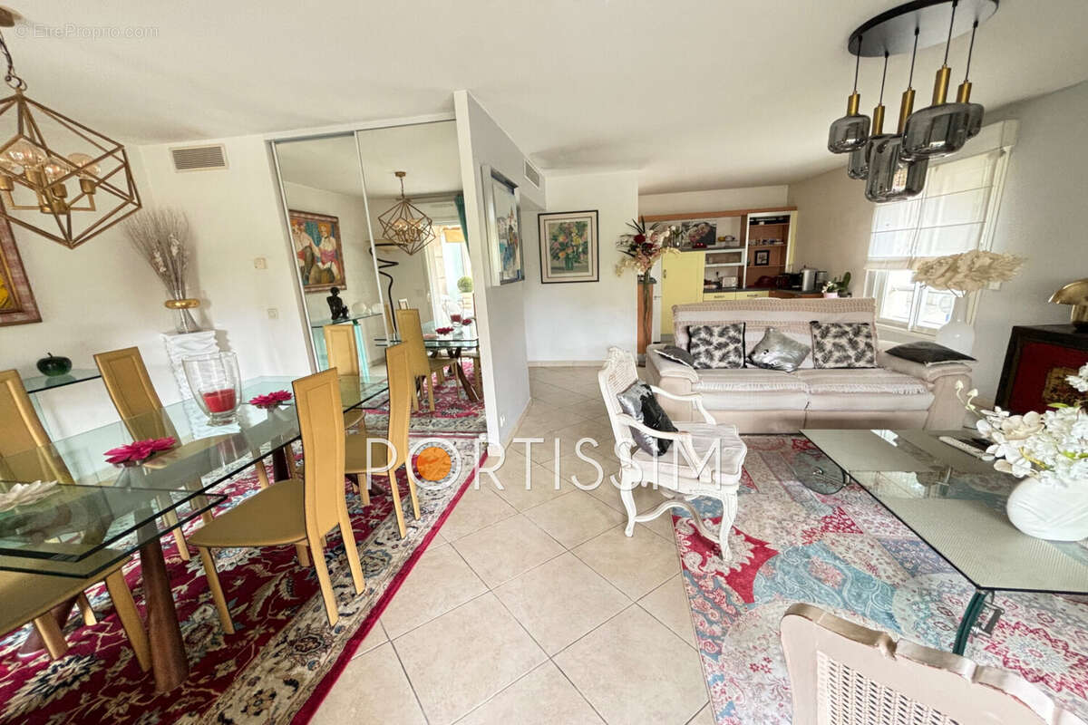 Appartement 80 m² à Cagnes-Sur-Mer  - photo 4