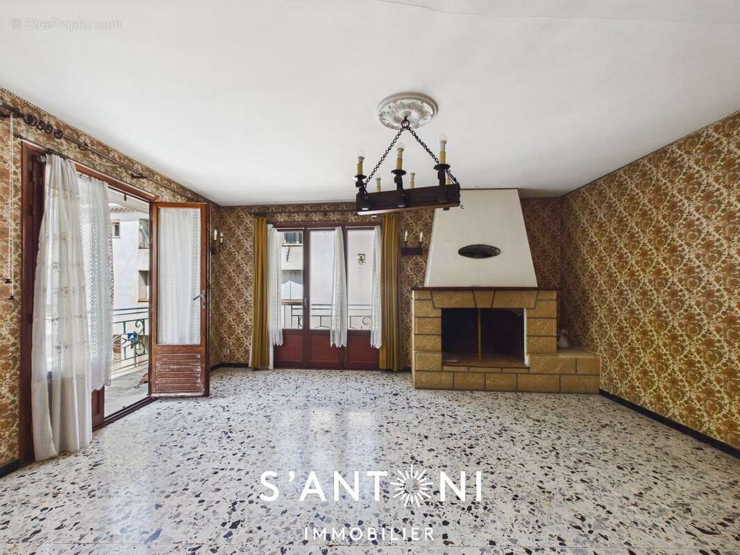 Maison à ABEILHAN