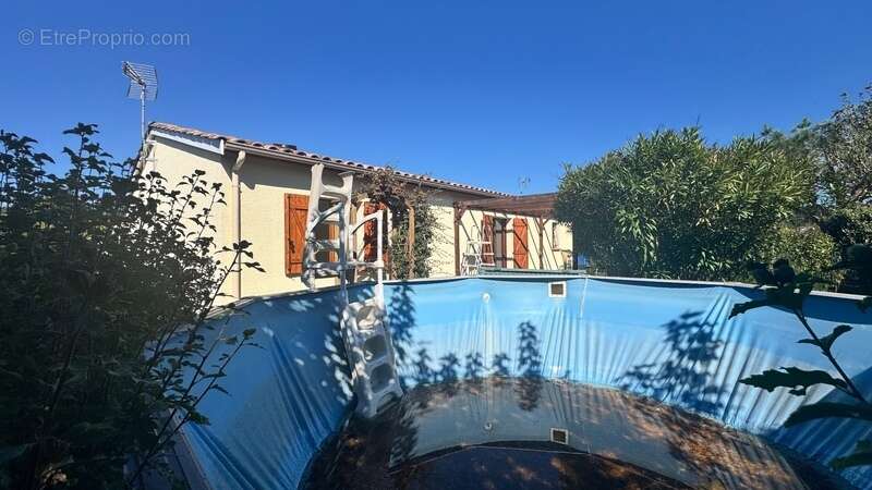 Maison à CASTELCULIER