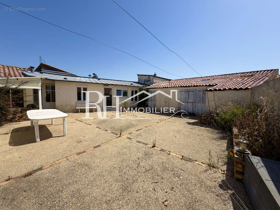 Maison 6 chambres, proche commerces et plages - photo 14