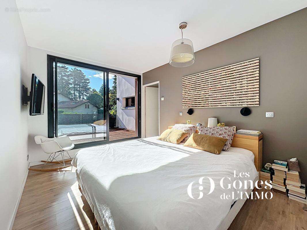 Maison à TASSIN-LA-DEMI-LUNE