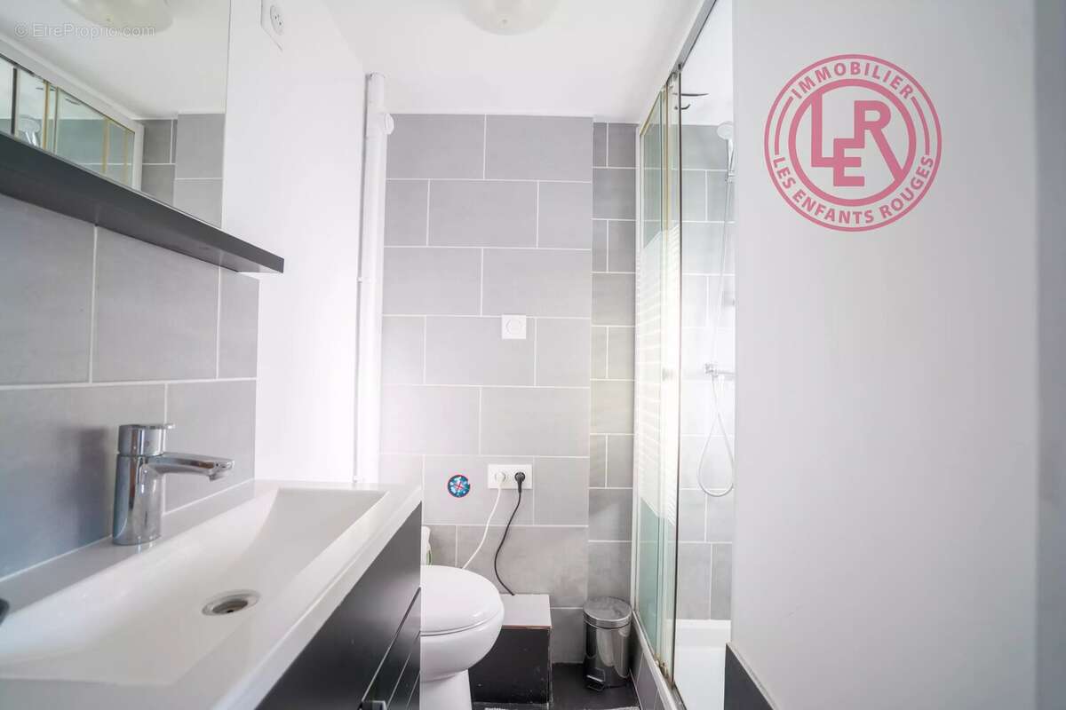 Appartement à PARIS-9E