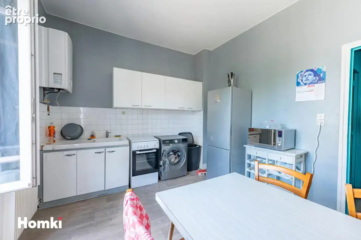 Immeuble de 702 m² Rendement 9%  Rue de la Jomayère - photo 5