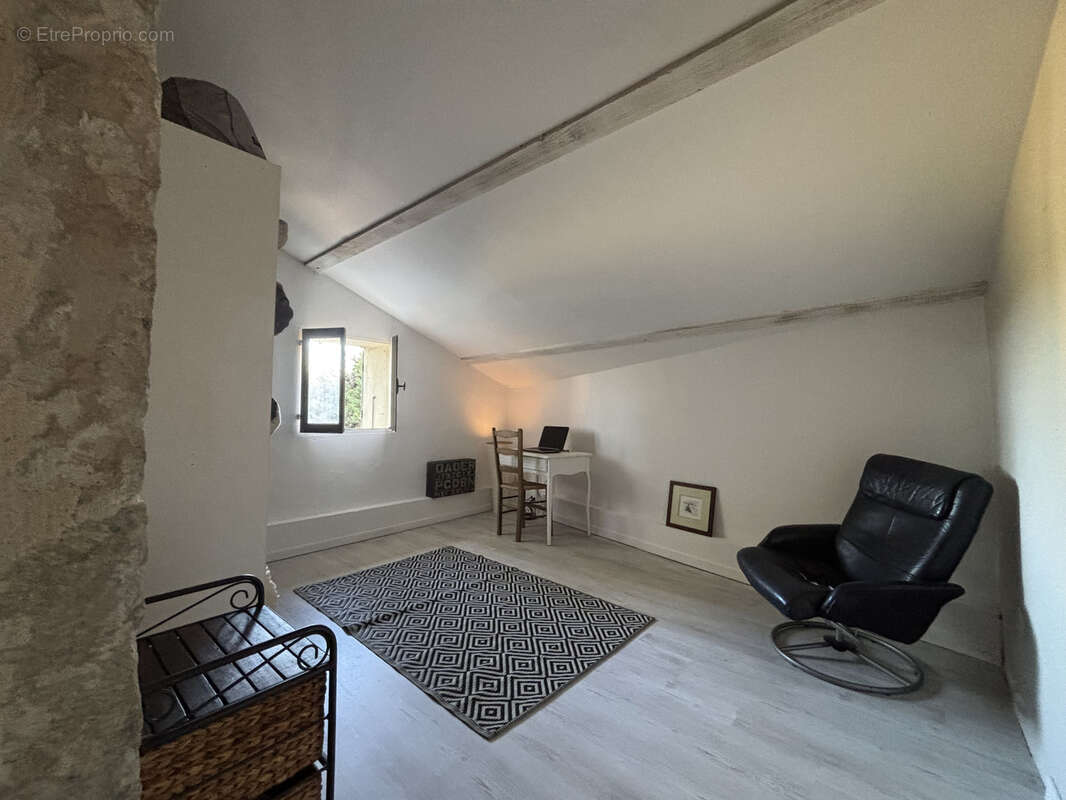 Maison à CHATEAURENARD