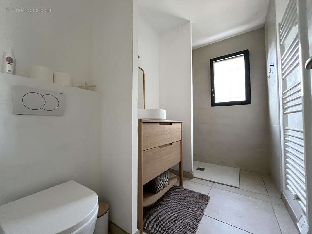 Maison de Plain-Pied, Contemporaine T4 avec Garage - photo 3