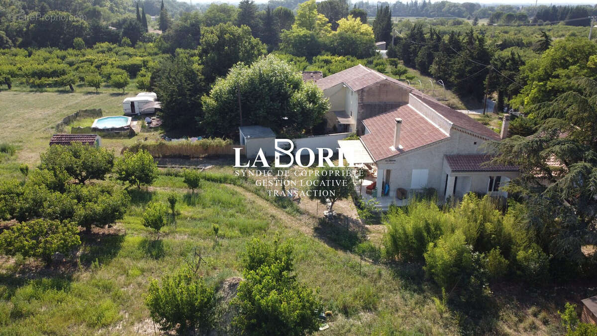 Maison 95 m² à Pernes-Les-Fontaines  - photo 3