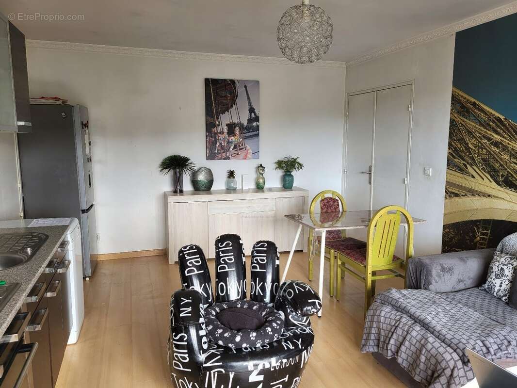 Epernay : appartement de type 2 avec balcon et emplacement de parking securise - photo 4
