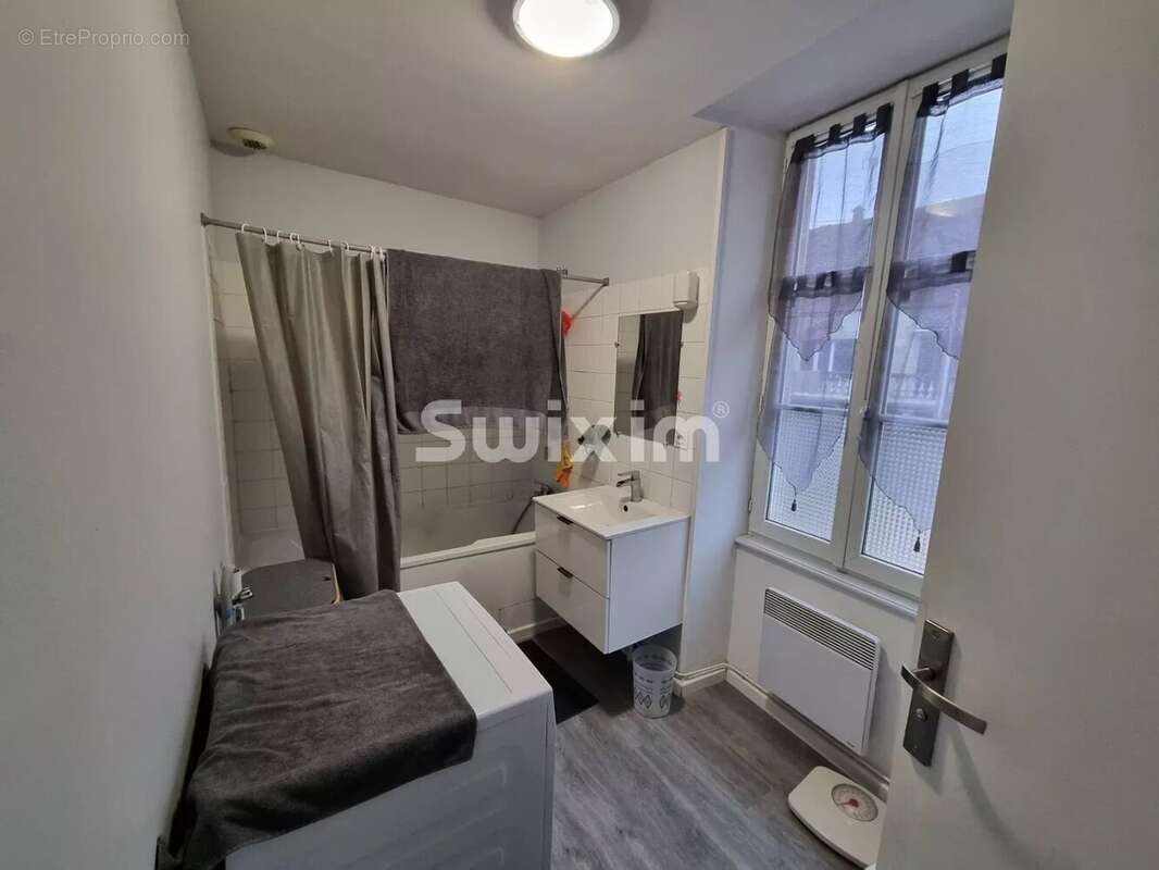 Maison à DORNECY