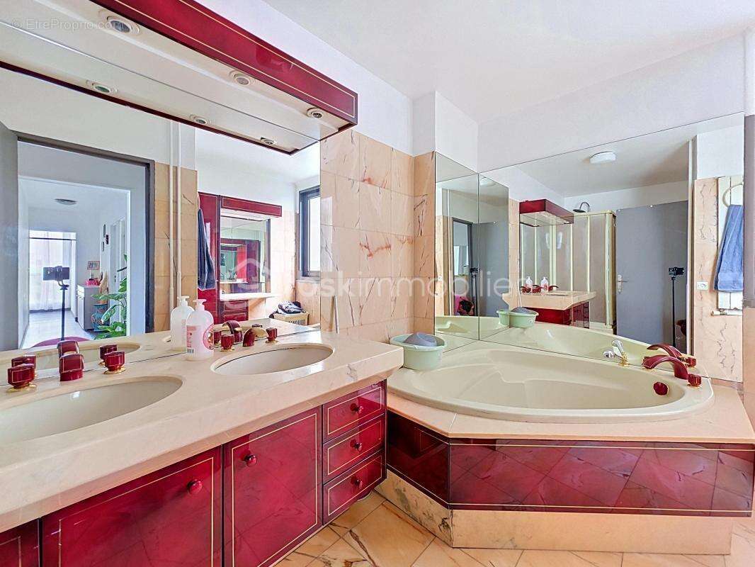 Appartement à NEUILLY-SUR-MARNE