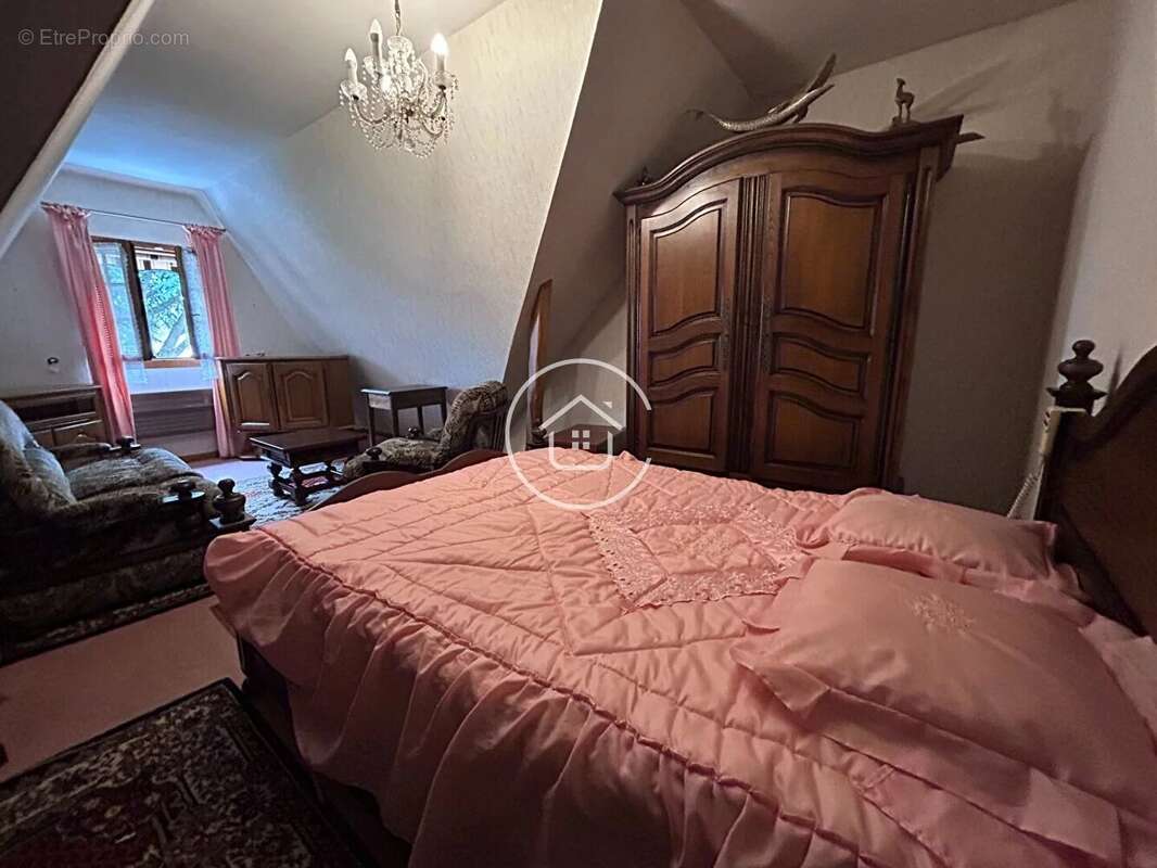 Maison à VILLEBAROU