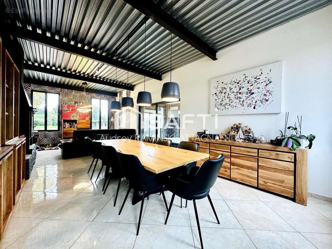 Maison 268 m² à Ochancourt  - photo 2