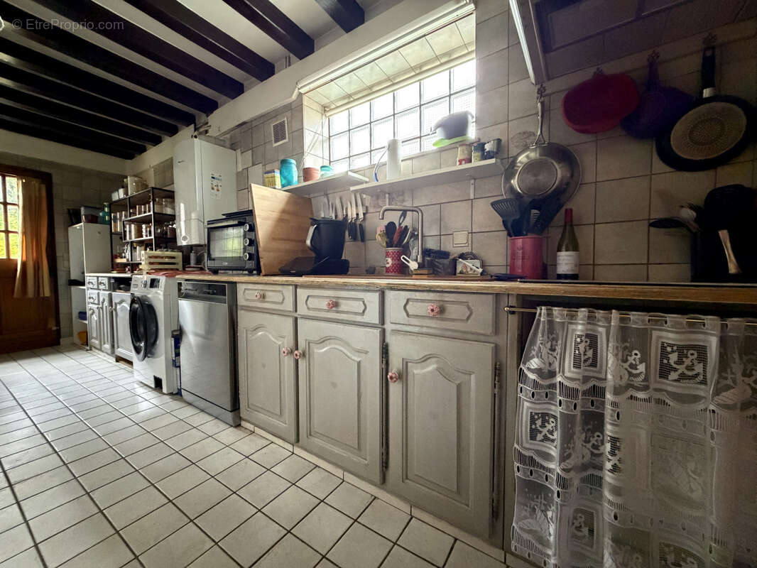 Maison à HOUDAN