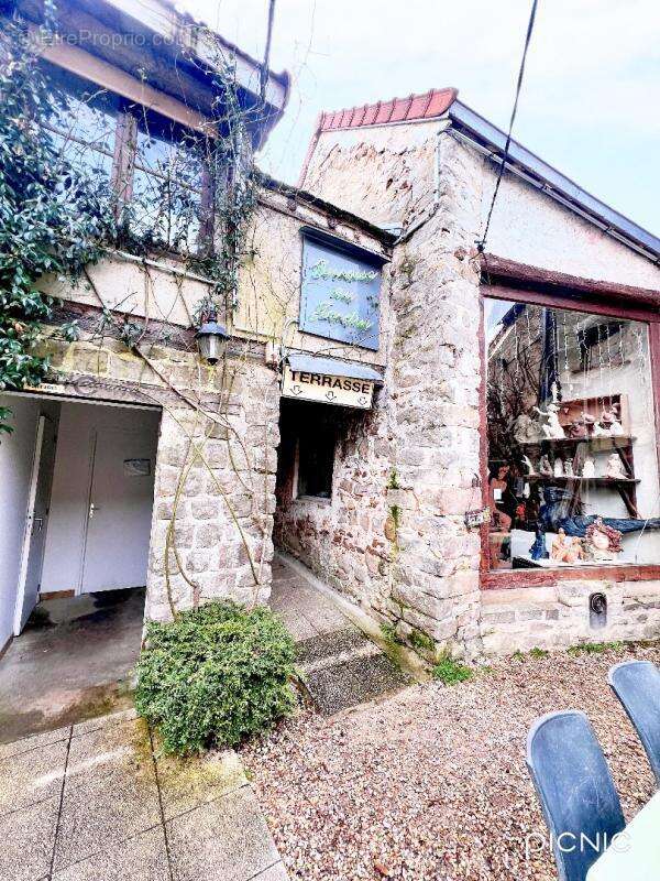 Commerce à BARBIZON