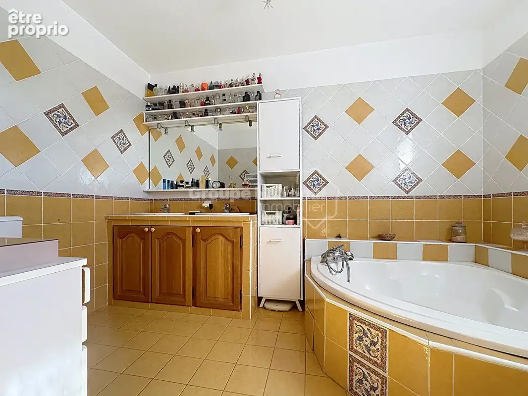 Maison Le Tignet 4 pièce(s) 130 m2 - photo 9