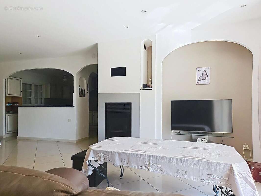 Maison 130 m² à Castelnaudary  - photo 2
