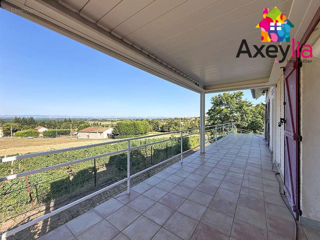 A vendre - saint-haon-le-vieux - maison familiale avec 5 chambres, sous-sol, terrain et belle vue - photo 19