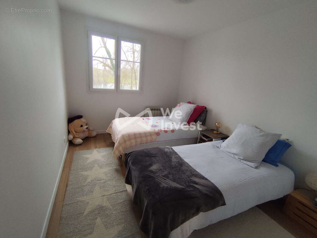 Appartement 71 m² à Savigny-Le-Temple  - photo 3