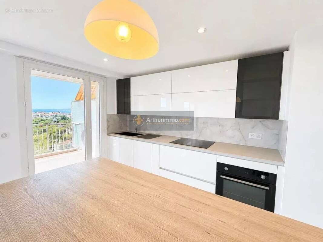 Appartement à SAINT-RAPHAEL