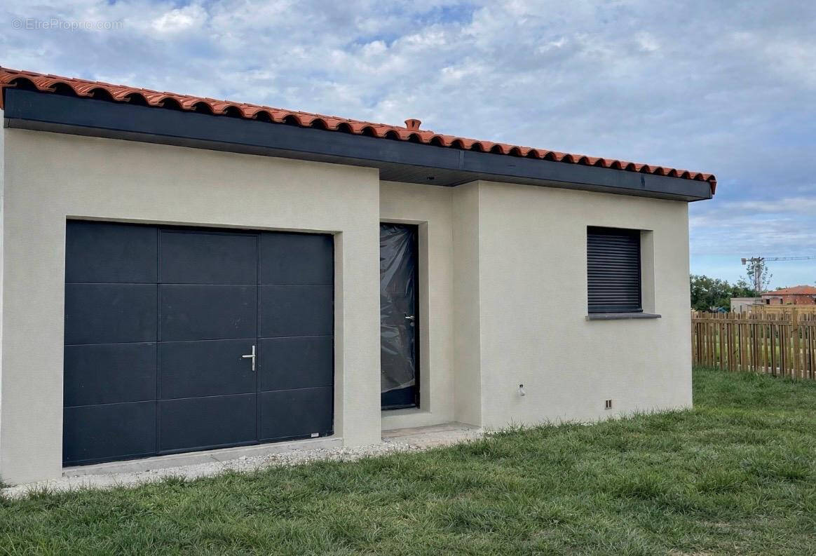 Maison à SAINT-JEAN-LASSEILLE