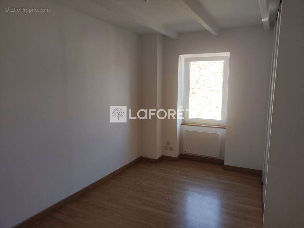 Plus de 70 m² de charme au coeur de Goudelin, à deux pas du littoral ! - photo 9