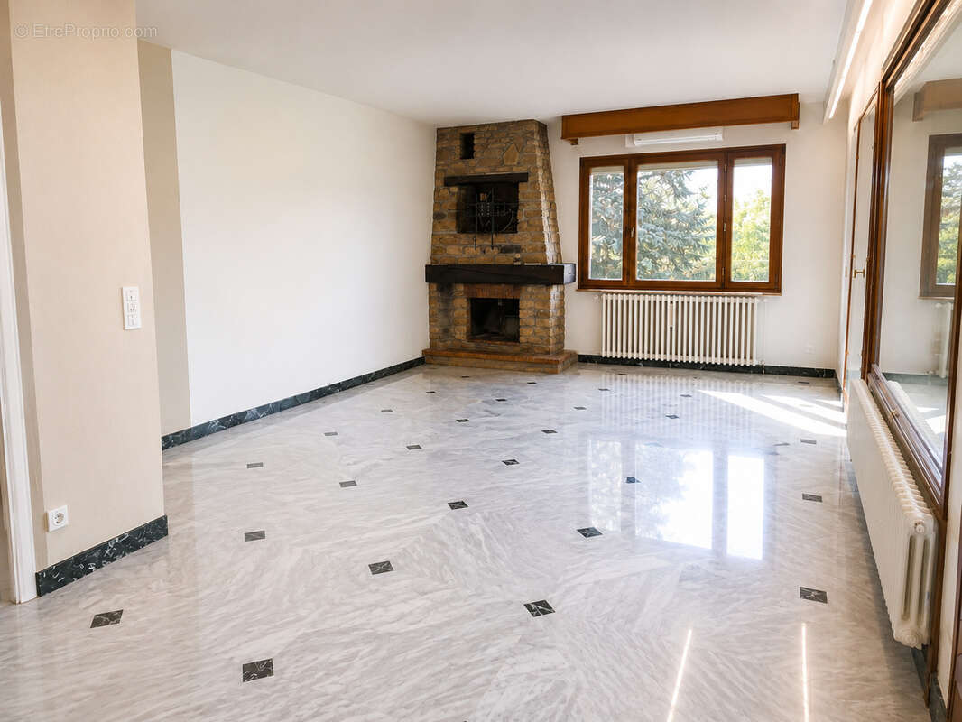 Maison à BOURG-EN-BRESSE