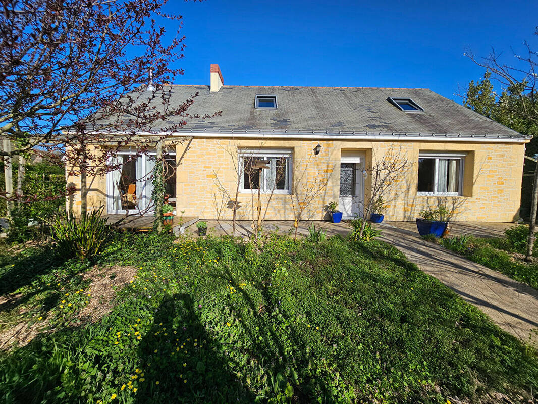 Maison à MESQUER
