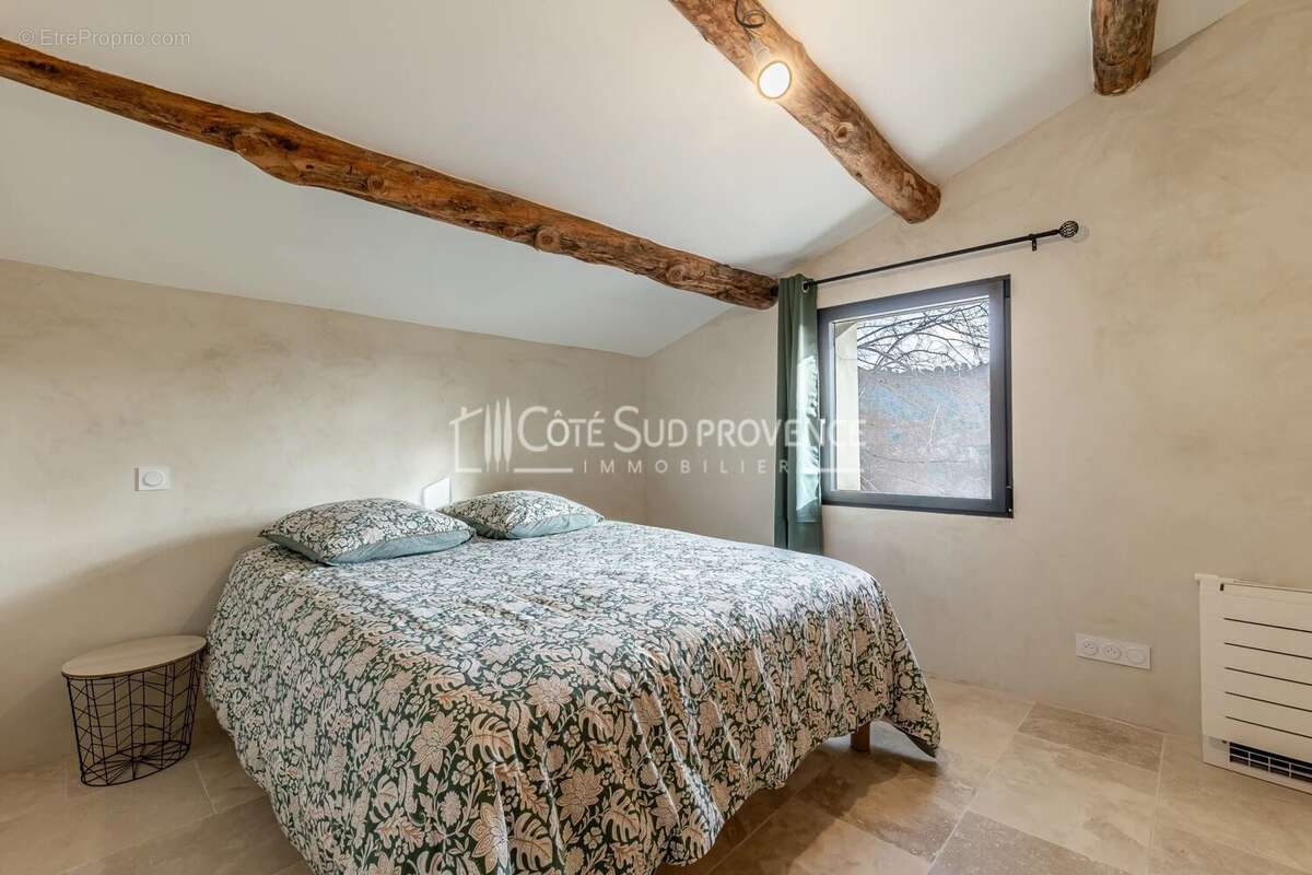 Maison à VAISON-LA-ROMAINE