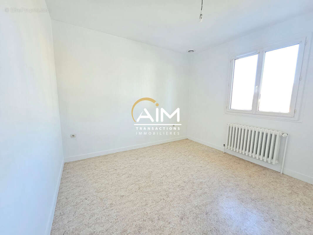 Maison à MONTLOUIS-SUR-LOIRE